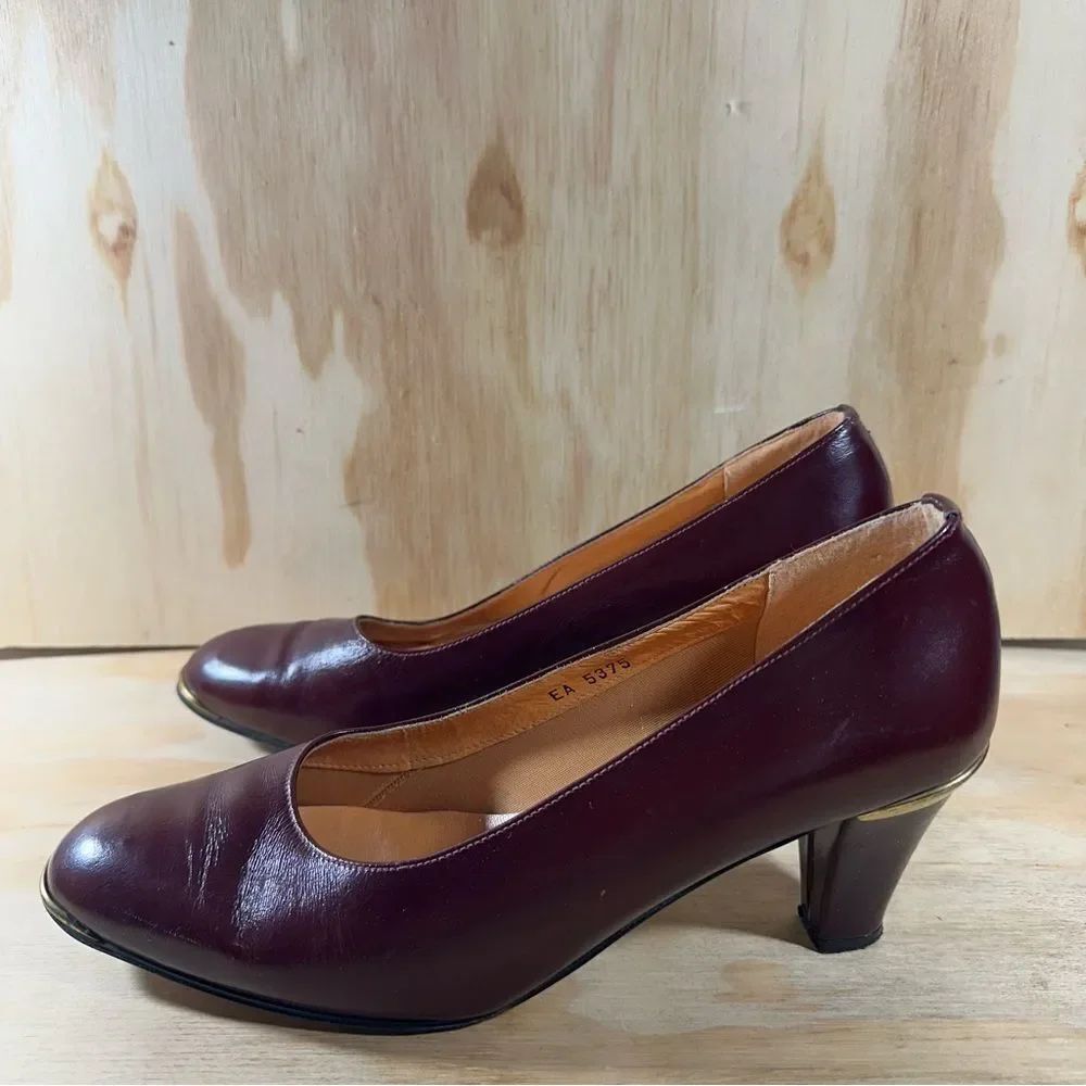 Vintage Etienne Aigner Burgundy Heels Women’s Size 7.5 Narrow